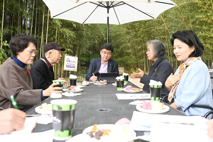 방세환 광주시장이 시민들과의 소통을 통한 공감 행정에 주력, 시민들의 호응을 얻고 있다. ©