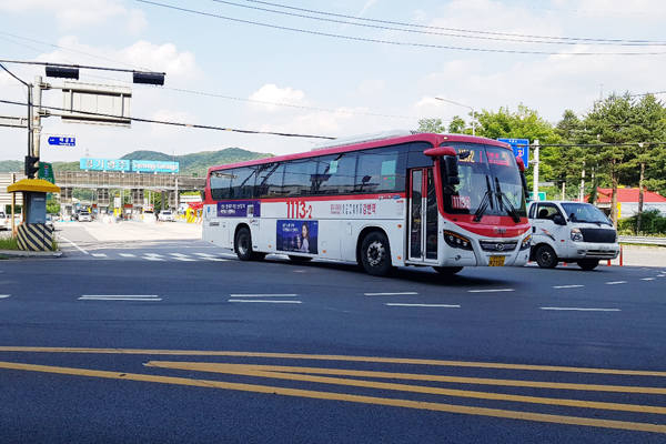 출퇴근 시간 등 러시아워에 극심한 교통체증을 겪고 있었던 중부고속도로 광주IC에 대한 교차로 개선 사업이 추진될 전망이다.
