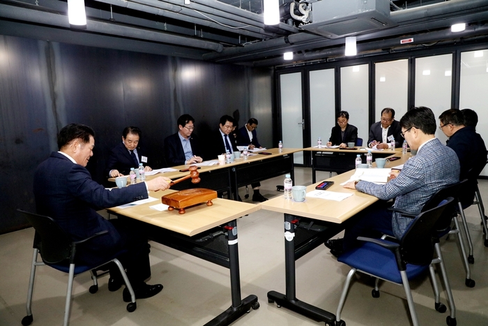 안양시는 30일 김중업건축박물관에서 목민관 클럽 제2차 정기포럼을 열었다