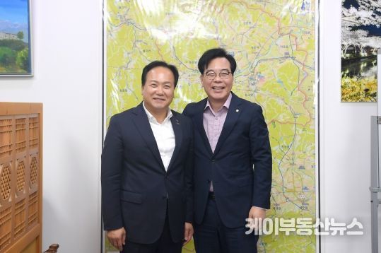 이권재 오산시장, 국회 찾아 지역예산 확보 협력 부탁