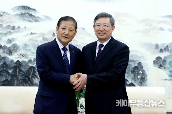 경기도의회 친선의원연맹, 중국 장쑤성 인민대표대회 방문