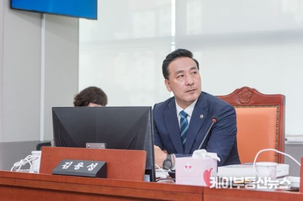 김용성 경기도의회 의원(더불어민주당, 광명4, 도시환경위원회 부위원장)