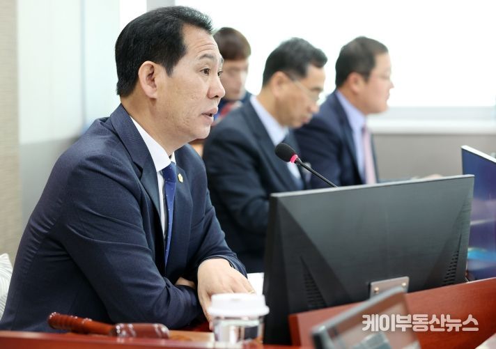이영봉 경기도의회 문화체육관광위원회 위원장(더불어민주당, 의정부2)