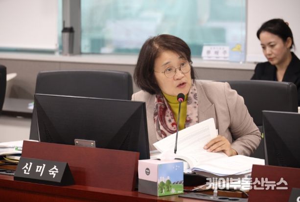 신미숙 경기도의회 의원(더불어민주당, 화성4, 경제노동위원회)