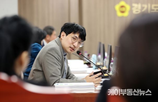 장민수 경기도의회 의원(더불어민주당, 비례, 여성가족평생교육위원회)