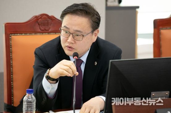 김정영 경기도의회 의원(국민의힘, 의정부1, 건설교통위원회)