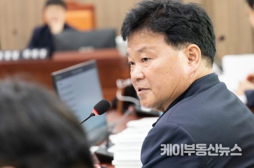 성기황 경기도의회 의원(더불어민주당, 군포2, 도시환경위원회)