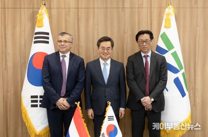 에이에스엠(ASM) 대표 등 면담