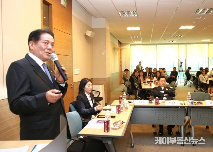 최대호 안양시장, 목민관클럽 포럼서 ‘1인 가구’ 정책 소개