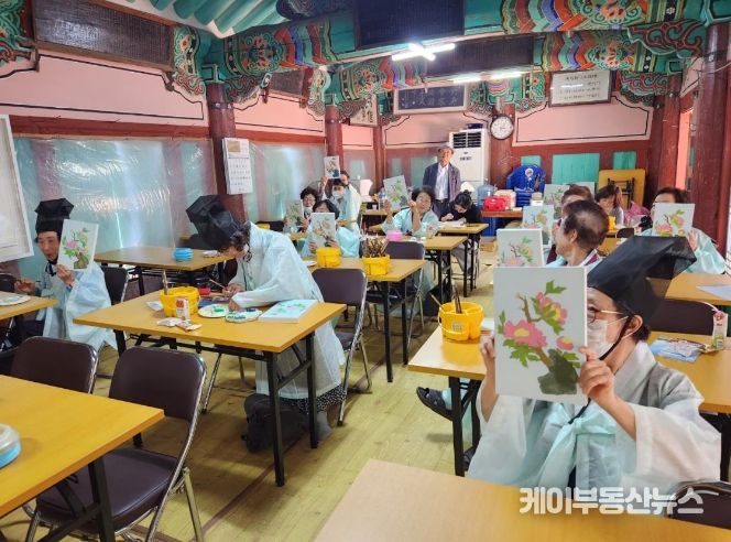 어제를 담아 내일을 여는 청양의 향교