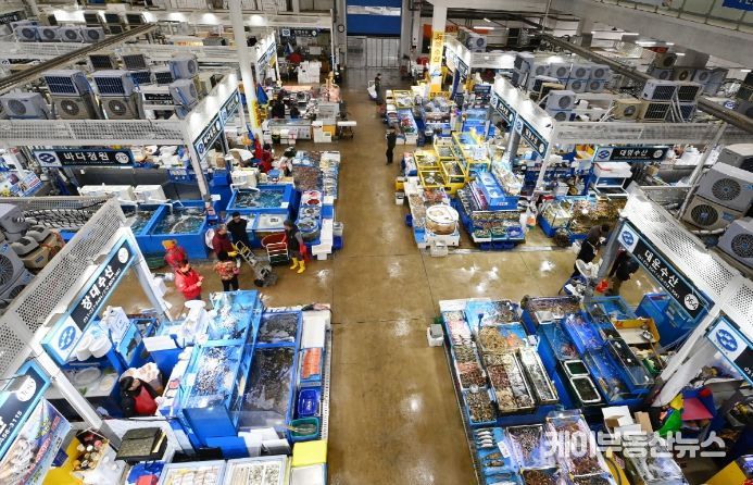 수원시 농수산물도매시장 수산동 전경