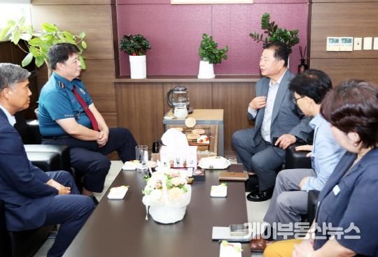 김경일 파주시장, 파주경찰서 방문해 주요 치안 현안 논의