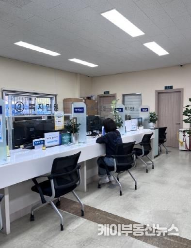 파주시 운정5동, 수능 전날에는 밤 10시까지 수험생 임시 신분증 발급