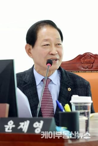 경기도의회 윤재영 의원, 지역영상미디어센터 및 예술인 기회소득 사업 문제점 개선 촉구
