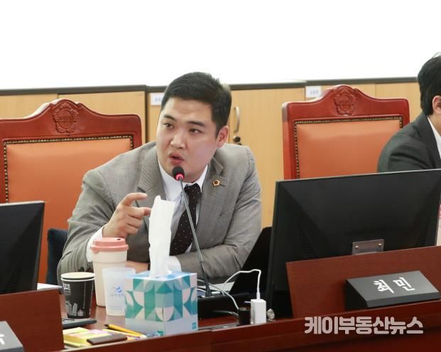 경기도의회 최민 의원