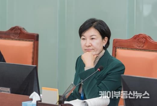 경기도의회 이채명 의원, 공공기관 공용차량 관리 감사 문제 지적