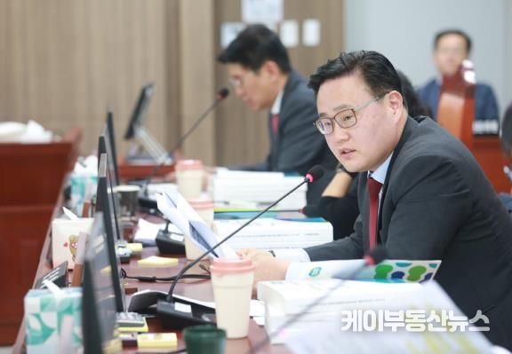 경기도의회 김정영 의원, 경기도 청년기본소득 지원대상 등의 적정성 지적