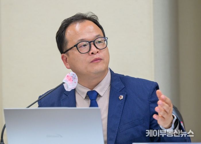 경기도 도시환경위원회 임창휘 의원(더불어민주당, 광주2)