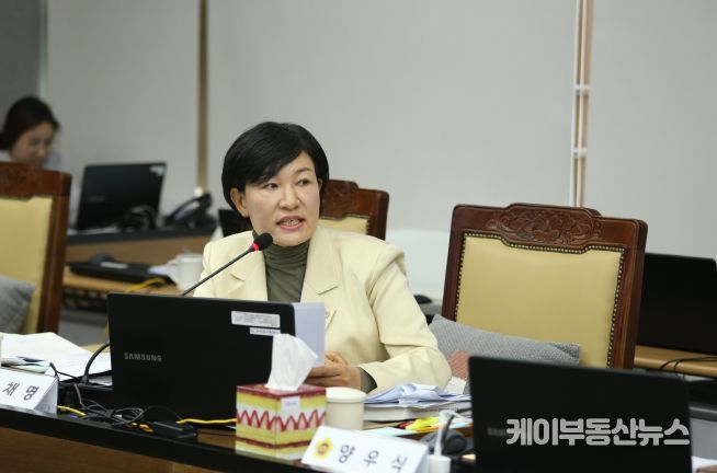 경기도의회 기획재정위원회 이채명 의원(더불어민주당, 안양6)