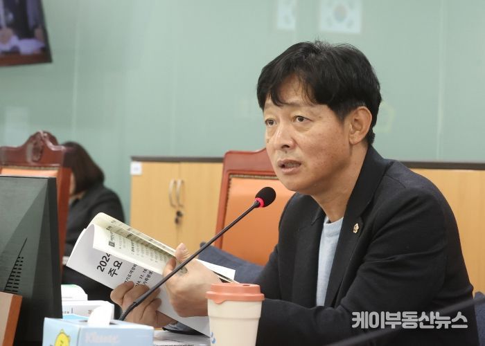 경기도의회 여성가족평생교육위원회 박세원 의원(개혁신당, 화성3)