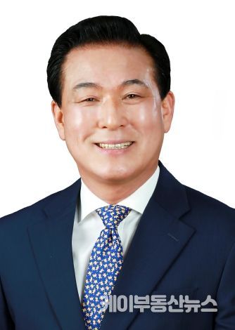 논산시장 백성현