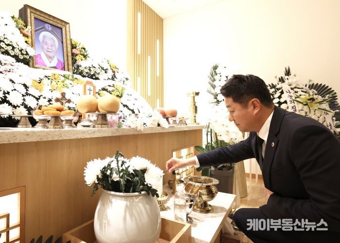 경기도의회 김진경 의장, 13일 위안부 피해자 故 이옥선 할머니 조문