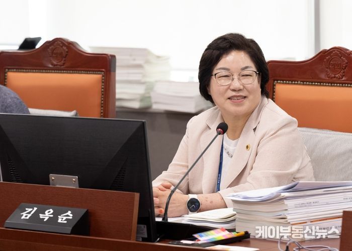 경기도의회 도시환경위원회 김옥순 의원(더불어민주당, 비례)