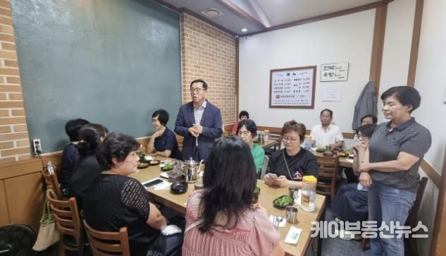 수원시 팔달구 우만1동 주민자치회, 프로그램 수강생과 소통 간담회 개최