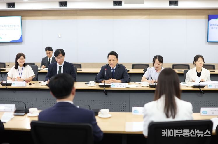 고영인 경제부지사, 25일 중국 랴오닝성 샨이 부성장과 면담