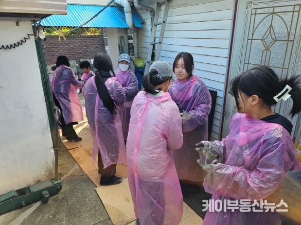 의정부시 고산동, '함께하는교회' 사랑의 연탄 1천500장으로 따뜻한 나눔 실천