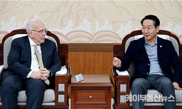 유정복 시장, 존스홉킨스대 글로벌 생명공학 교수진 접견