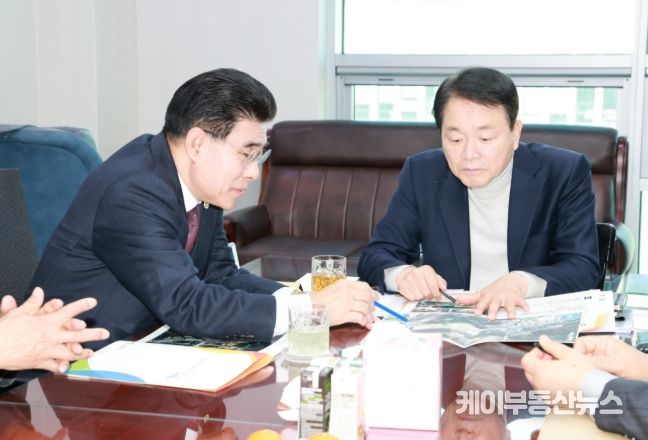 이응우 계룡시장, 국회방문