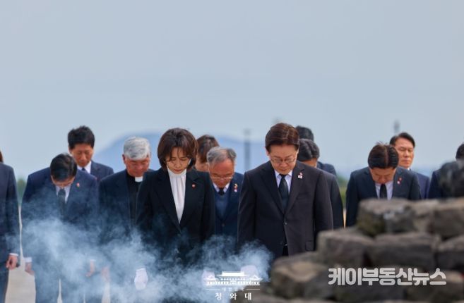 제주 4•3 평화공원 참배(청와대)